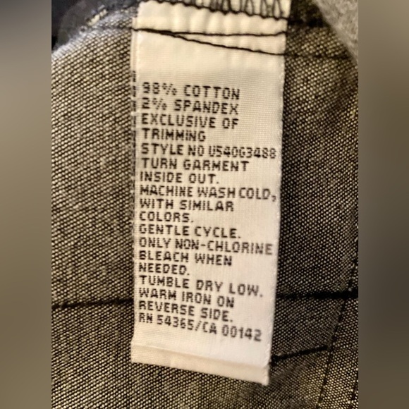 Alia petites embroidered button down denim jacket w/ front pockets  🌿🌺🌸🍃 - Picture 12 of 12